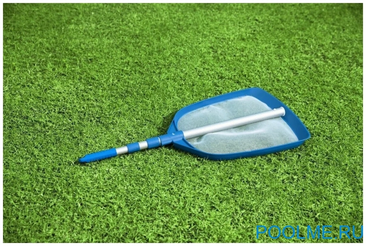 Сачок для бассейна Bestway Flowclear с телескопической ручкой 163 см, артикул 58635