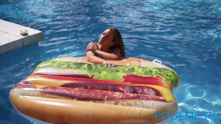 Матрас INTEX "Гамбургер" 145 x 142 см, артикул 58780 Матрас INTEX "Гамбургер" 145 x 142 см, артикул 58780