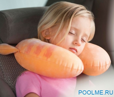 Надувная подушка для шеи INTEX "Кошка" 28 x 30 x 8 см, артикул 68678-O