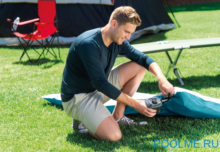 Насос электрический INTEX "Quick-Fill Battery" на батарейках (6шт х тип C), 420 л/м, артикул 66638 Насос электрический INTEX "Quick-Fill Battery" на батарейках (6шт х тип C), 420 л/м, артикул 66638