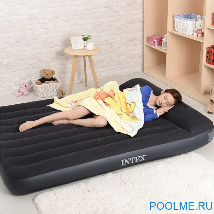 Кровать INTEX надувная 152 x 203 x 25 см с подголовником, без насоса, артикул 64143