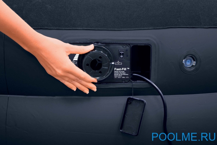 Кровать INTEX надувная 152 x 203 x 42 см, встроенный насос 220V, артикул 64136