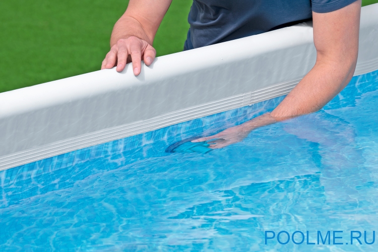 Робот-пылесос Bestway Flowclear™ с насосом AquaDrift™, артикул 58665