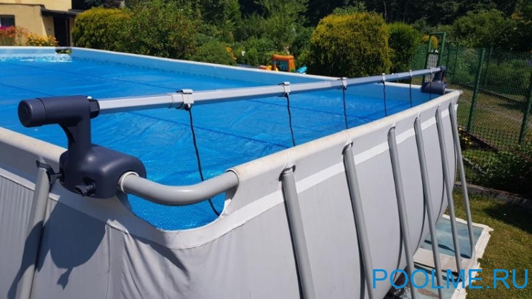 Сматывающее устройство INTEX для теплосберегающего покрывала, артикул 28051