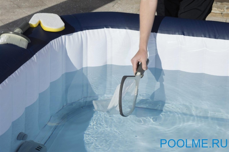 Набор для чистки джакузи Bestway LAY-Z-SPA Xtras «все в одном», артикул 60310 Набор для чистки джакузи Bestway LAY-Z-SPA Xtras «все в одном», артикул 60310