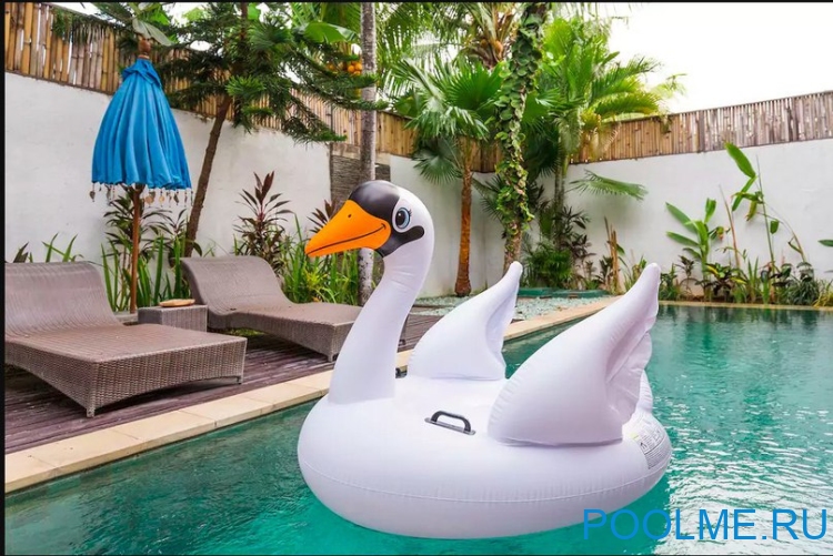 Надувной плот INTEX "Белый лебедь" 130 x 102 x 99 см, артикул 57557 Надувной плот INTEX "Белый лебедь" 130 x 102 x 99 см, артикул 57557