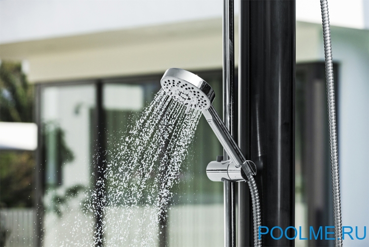 Садовый душ Bestway Flowclear™ Solarflow™ 20 литров, артикул 58695 Садовый душ Bestway Flowclear™ Solarflow™ 20 литров, артикул 58695