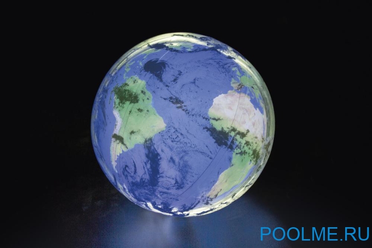 Пляжный мяч Bestway "Планета Земля" с подсветкой 61 см, артикул 31045