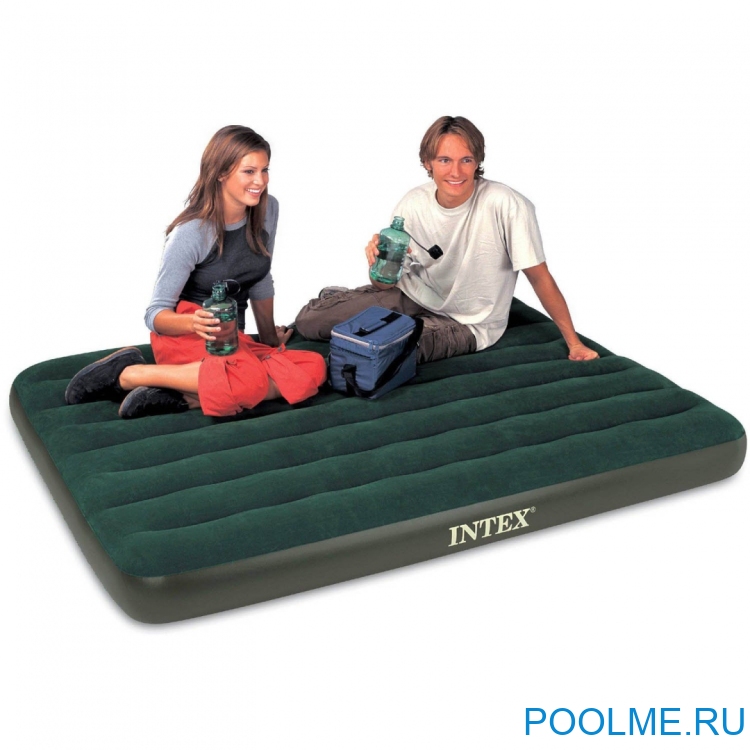 Матрас INTEX надувной 137 x 191 x 22 см, насос от батареек, артикул 66968 Матрас INTEX надувной 137 x 191 x 22 см, насос от батареек, артикул 66968