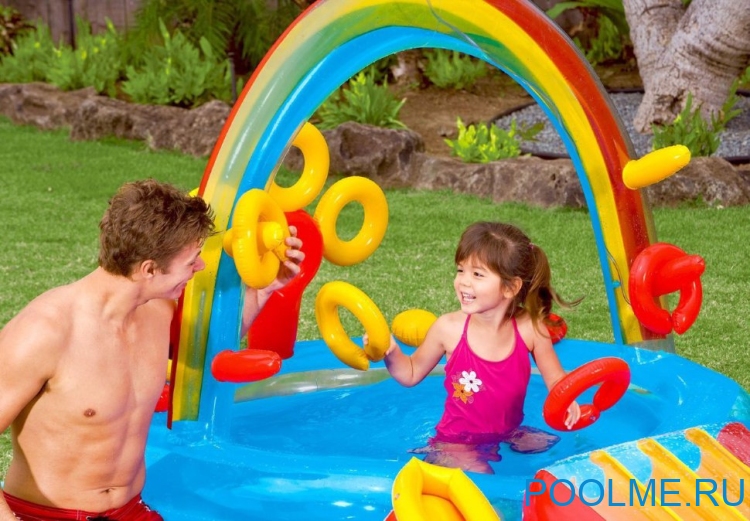 Надувной игровой центр INTEX "Радуга" 297 x 193 x 135 см, артикул 57453 Надувной игровой центр INTEX "Радуга" 297 x 193 x 135 см, артикул 57453