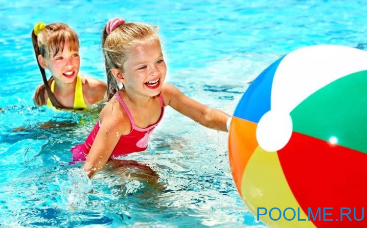 Надувной мяч INTEX "Цветные полоски" 61 см, артикул 59030