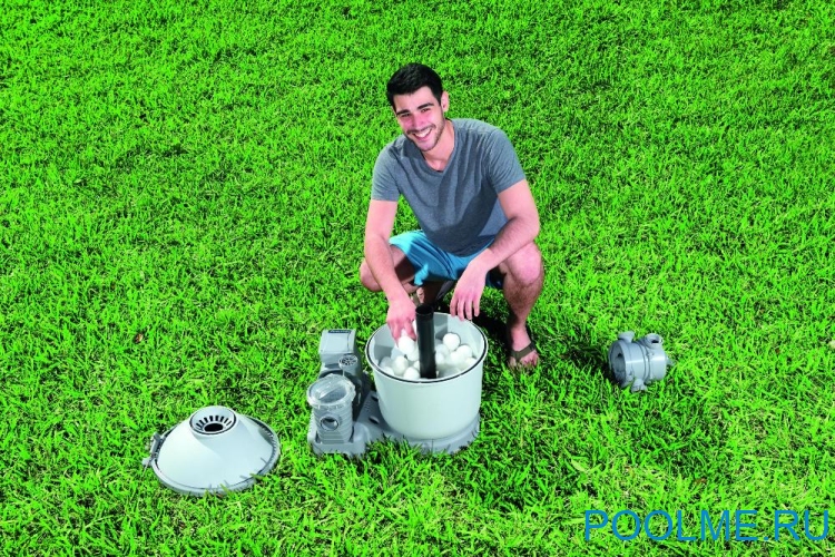 Наполнитель Bestway Polysphere для песчаных фильтров (эквивалент 18 кг песка), артикул 58475 Наполнитель Bestway Polysphere для песчаных фильтров (эквивалент 18 кг песка), артикул 58475