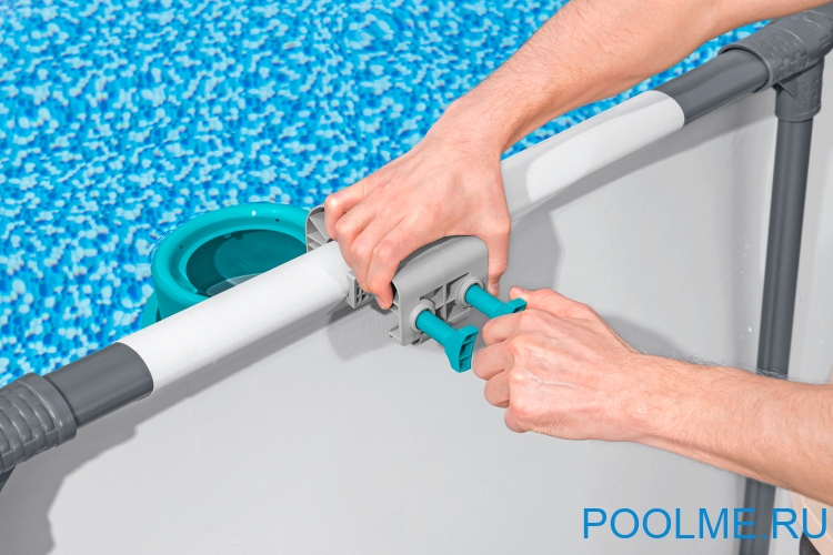 Набор Bestway со скиммером для чистки бассейна Набор Bestway со скиммером для чистки бассейна