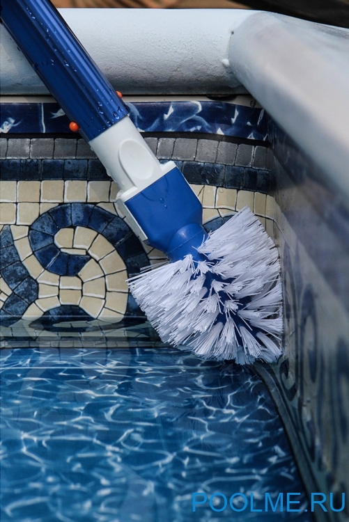 Щётка-насадка для чистки углов бассейна Chemoform, артикул 2500051 Щётка-насадка для чистки углов бассейна Chemoform, артикул 2500051