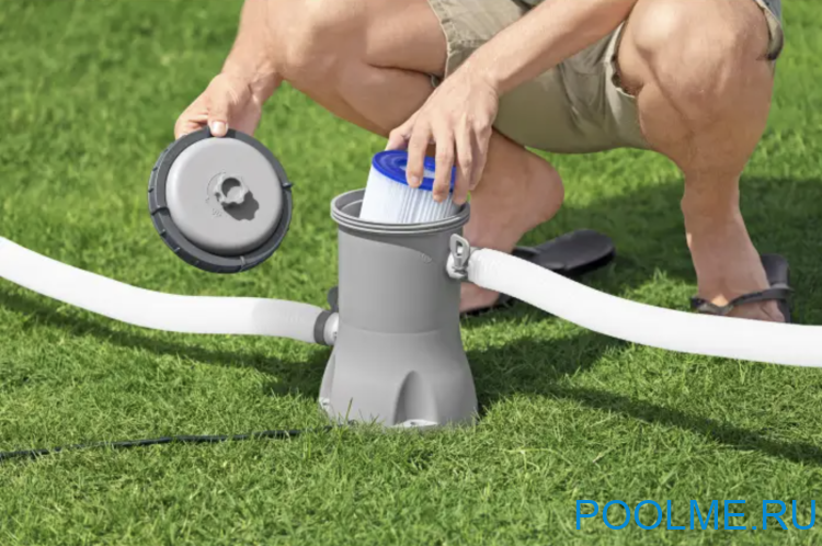 Каркасный бассейн Bestway 56620, размер 4.27 x 2.5 x 1 м Каркасный бассейн Bestway 56620, размер 4.27 x 2.5 x 1 м